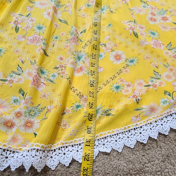 Yellow Floral Kimono With White Trim - Picture 6 of 8